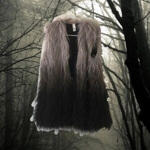 Gyaru Ombre Faux Fur Vest